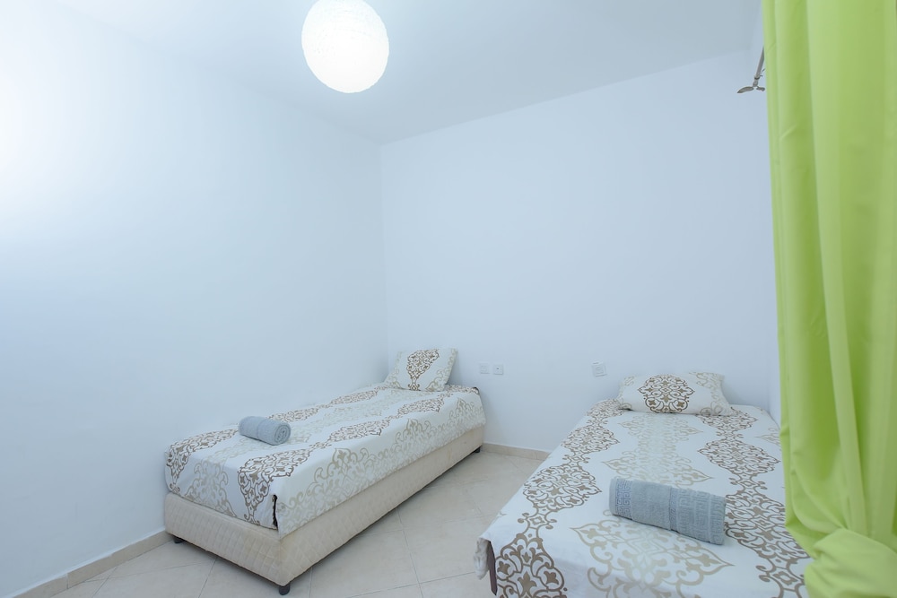 Apartment, 2 Bedrooms, Terrace (Avney Hoshen 22)
