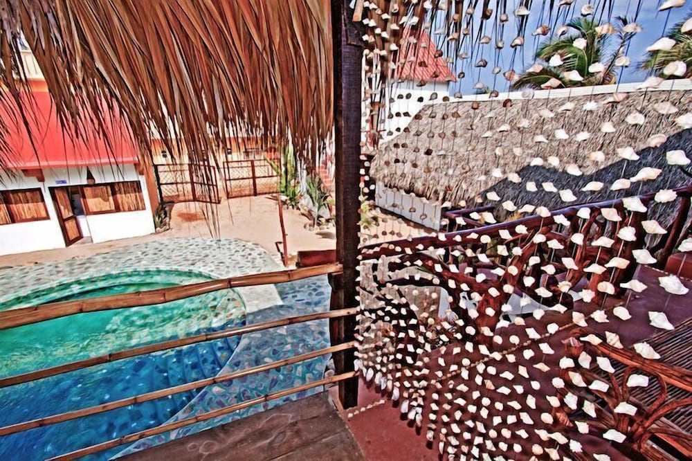 Standard Double Room, Ensuite, Pool View photo 2