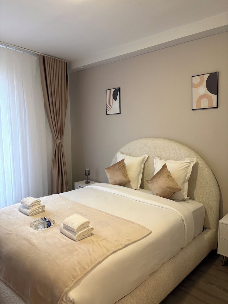 Comfort Double Room, City View