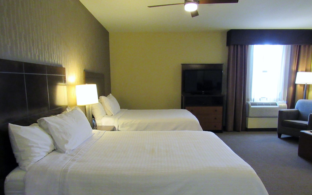 Studio, 2 Queen Beds, Accessible (Hearing) photo 1