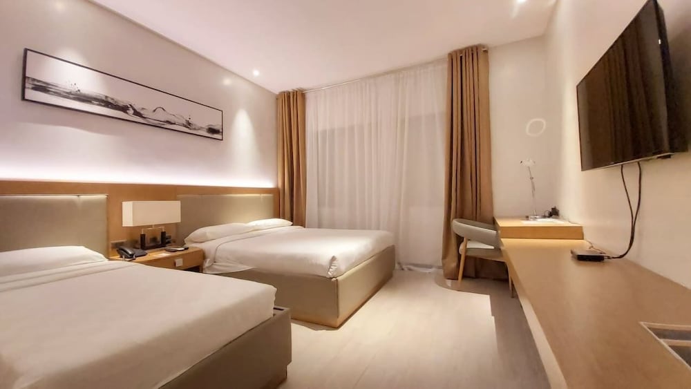 Deluxe Double Room photo 2