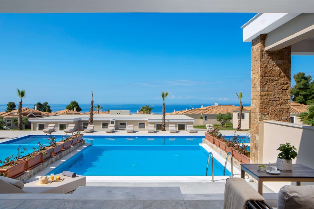 Prestige Bungalow Suite 1-Bedroom Private Pool - Photo 2