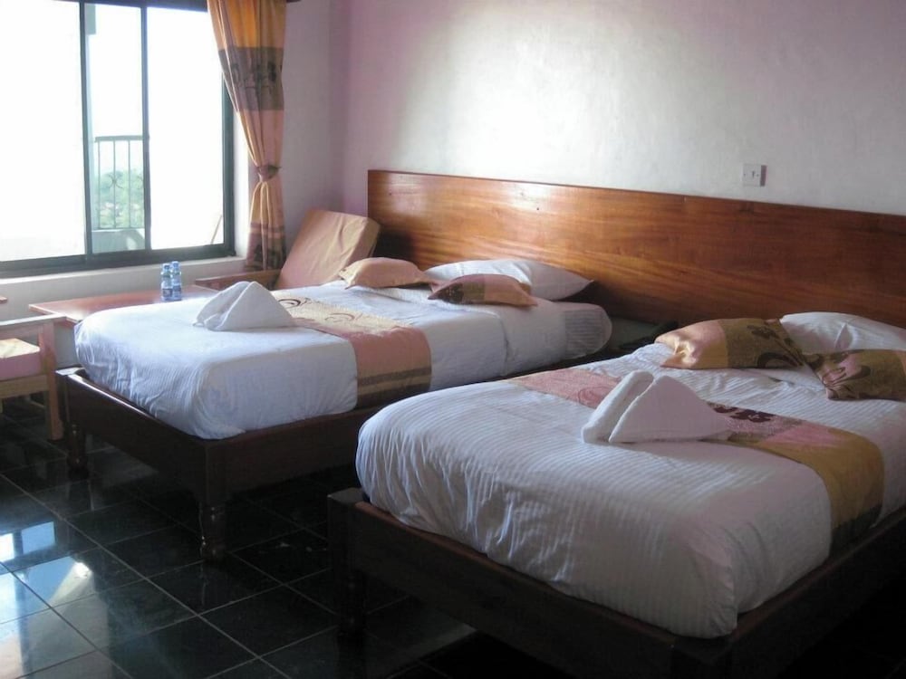 Deluxe Twin Room, Garden View