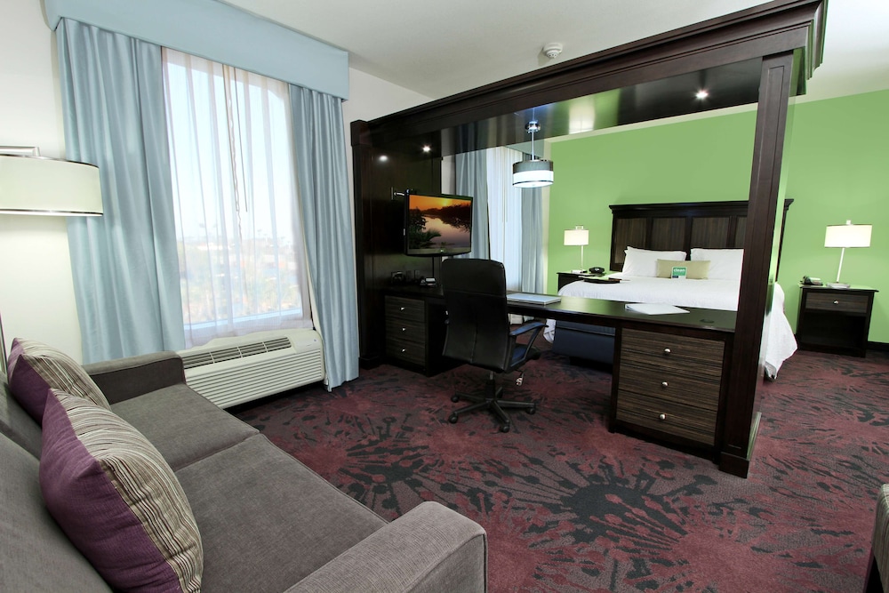 Studio, 1 King Bed, Accessible, Non Smoking - Photo 2