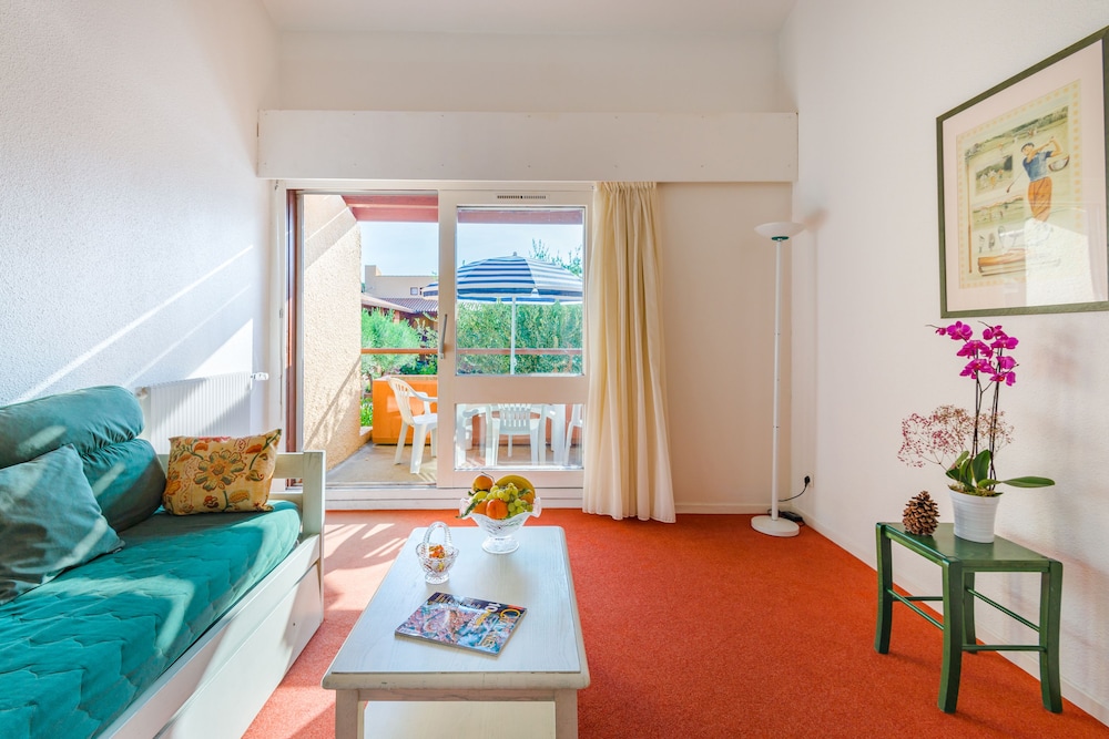Two-Bedroom Apartment 6 Pax (1 Cabin Or Mezzanine Bedroom)