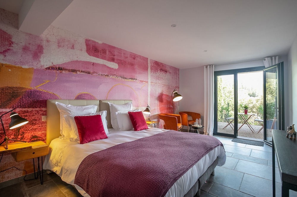 Luxury Double or Twin Room, Ensuite, Garden View (L'Argens /Les Maures) - Photo 6