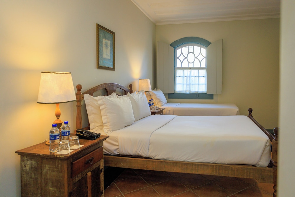 Casario Standard Quádruplo Cama Casal + Camas Solteiro - Photo 1