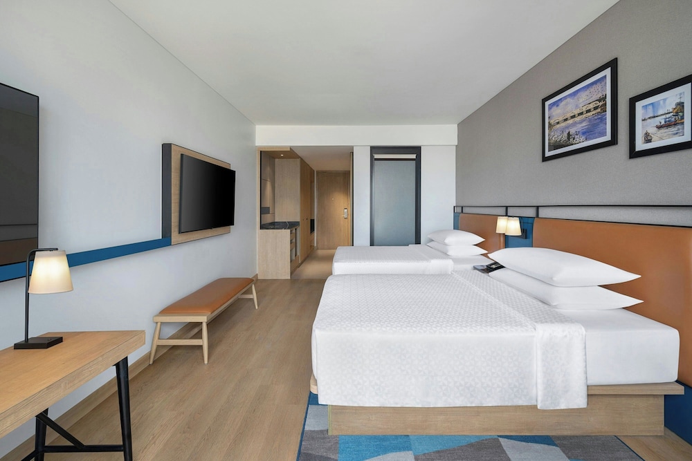 Deluxe Twin Room, 1 Double Bed, City View