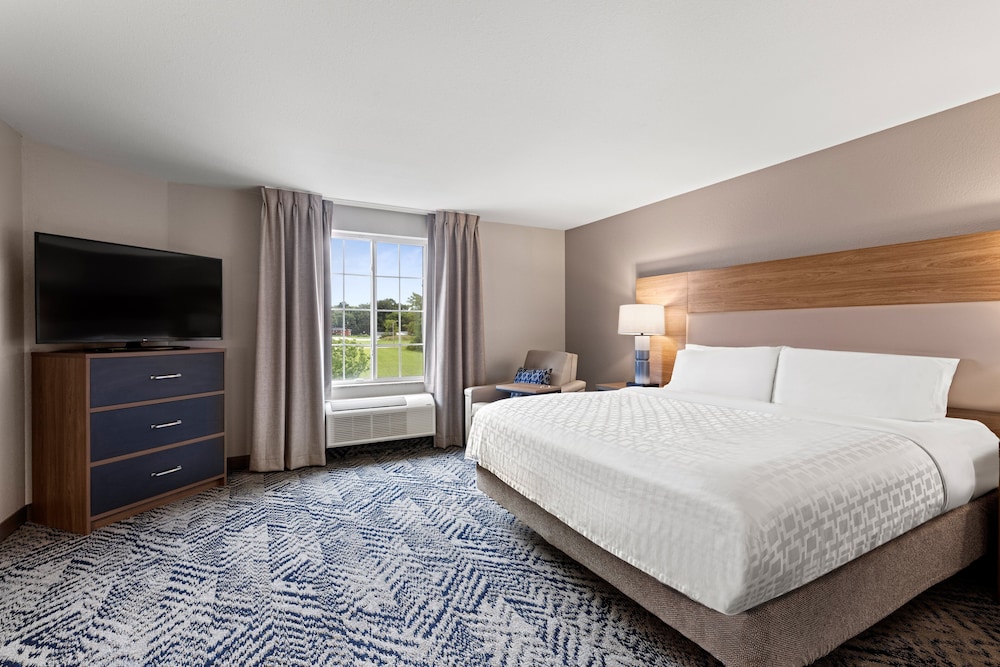 Studio Suite, 1 King Bed (Comm) - Photo 1