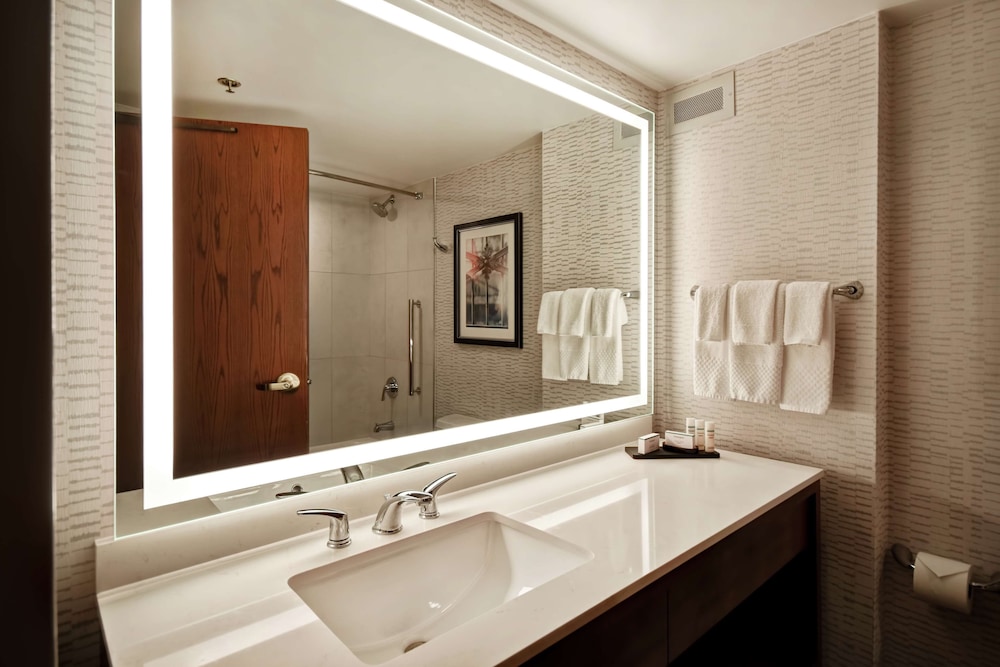 Suite, 2 Queen Beds - Photo 5