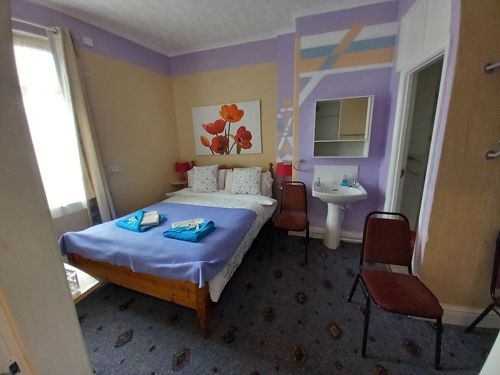 Family Room (Quintuple )