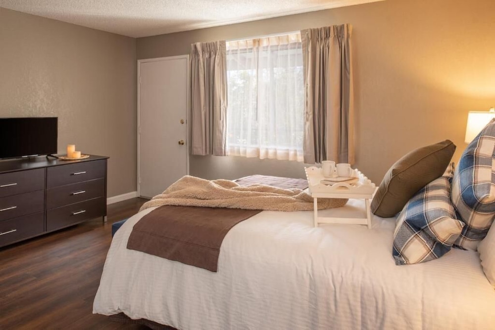 Standard Condo, 1 Bedroom, Balcony photo 3