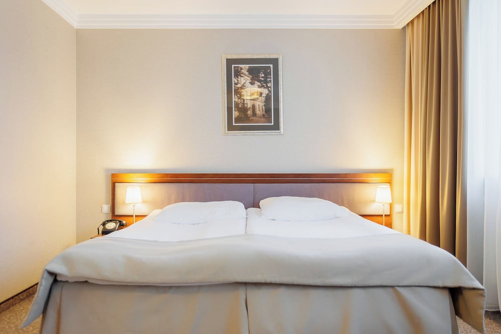 Superior Double or Twin Room photo 2