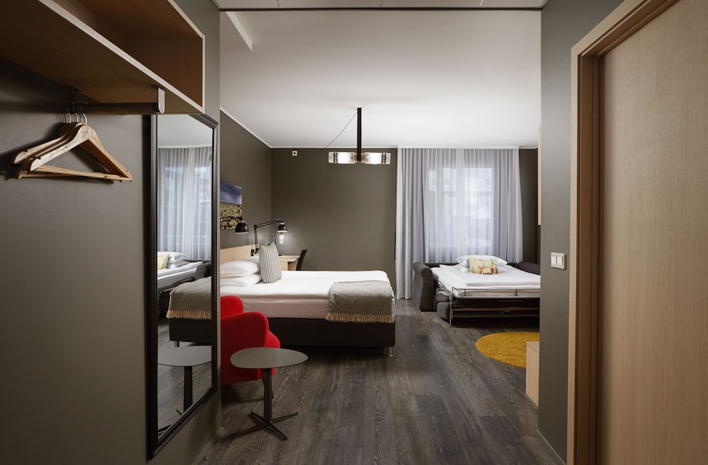 King Deluxe Room with Sofabed