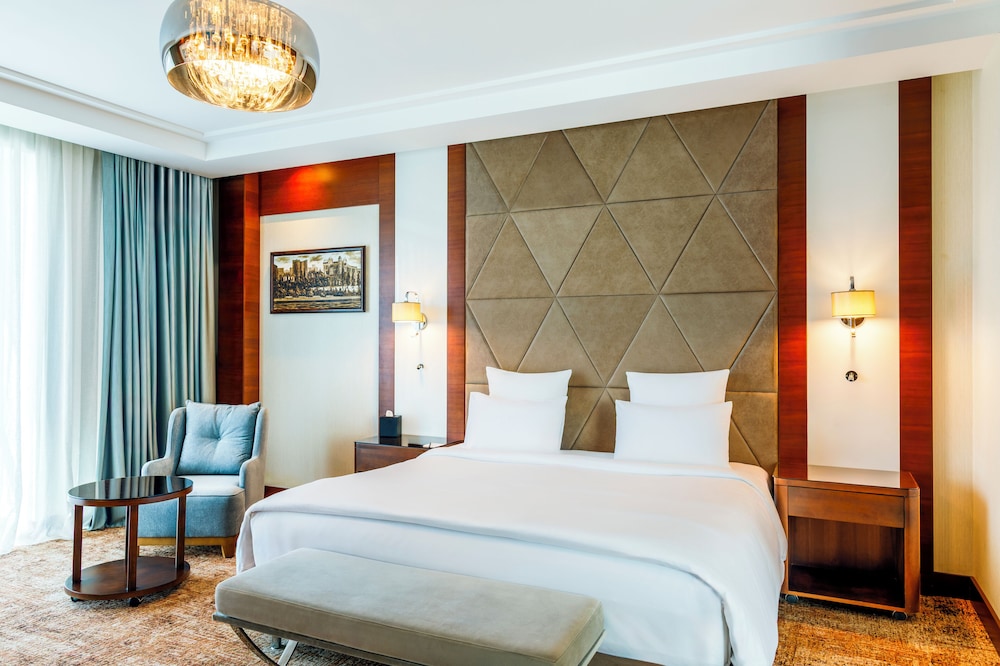 Junior Suite, 1 King Bed