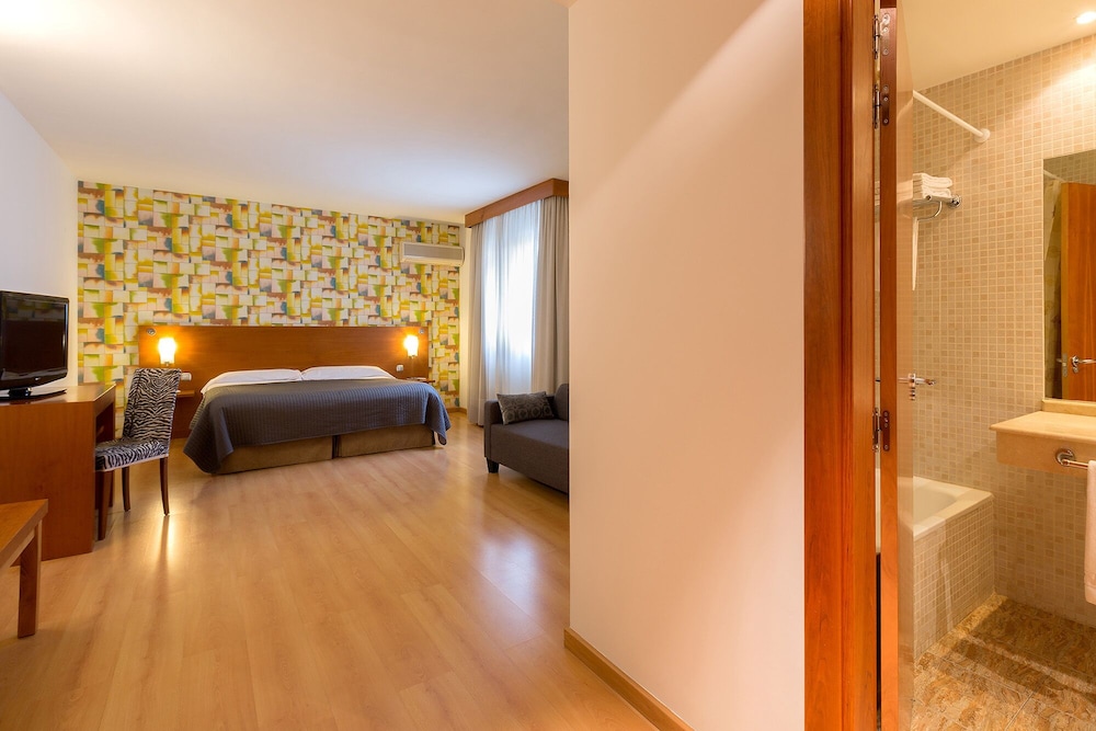 Double Room - Photo 1