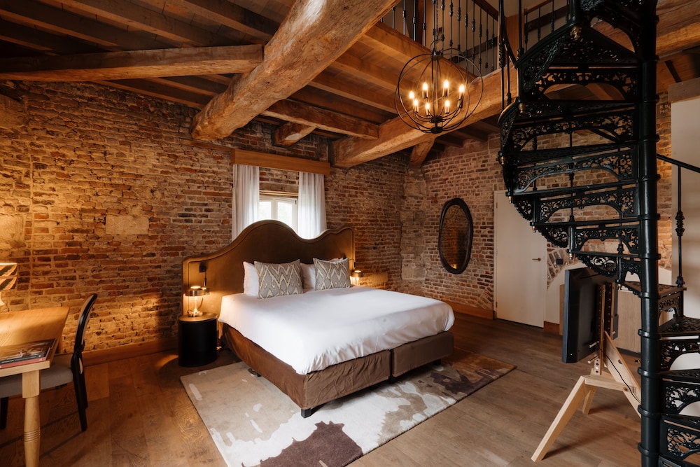 Tower Suite