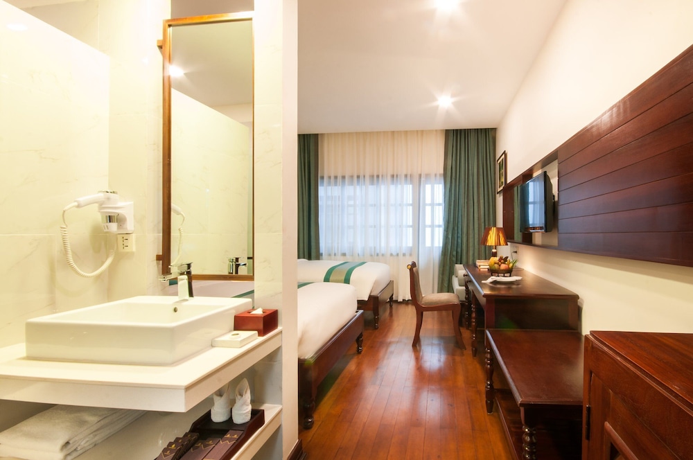 Deluxe Twin Room photo 2