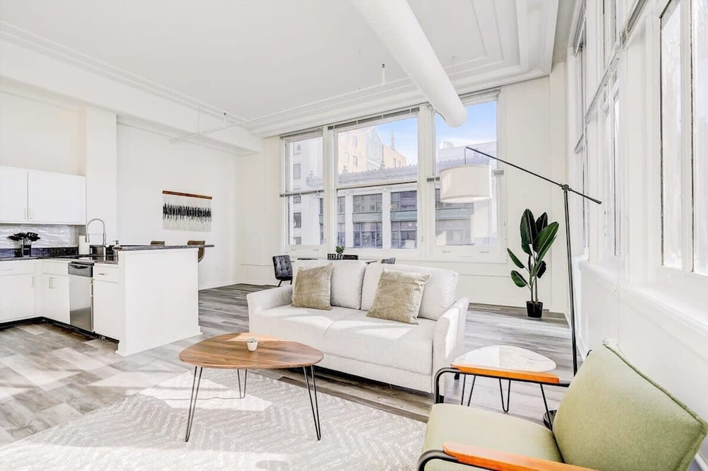 Cozysuites - 2BR With Direct Skybridge Access 5, Billede 20