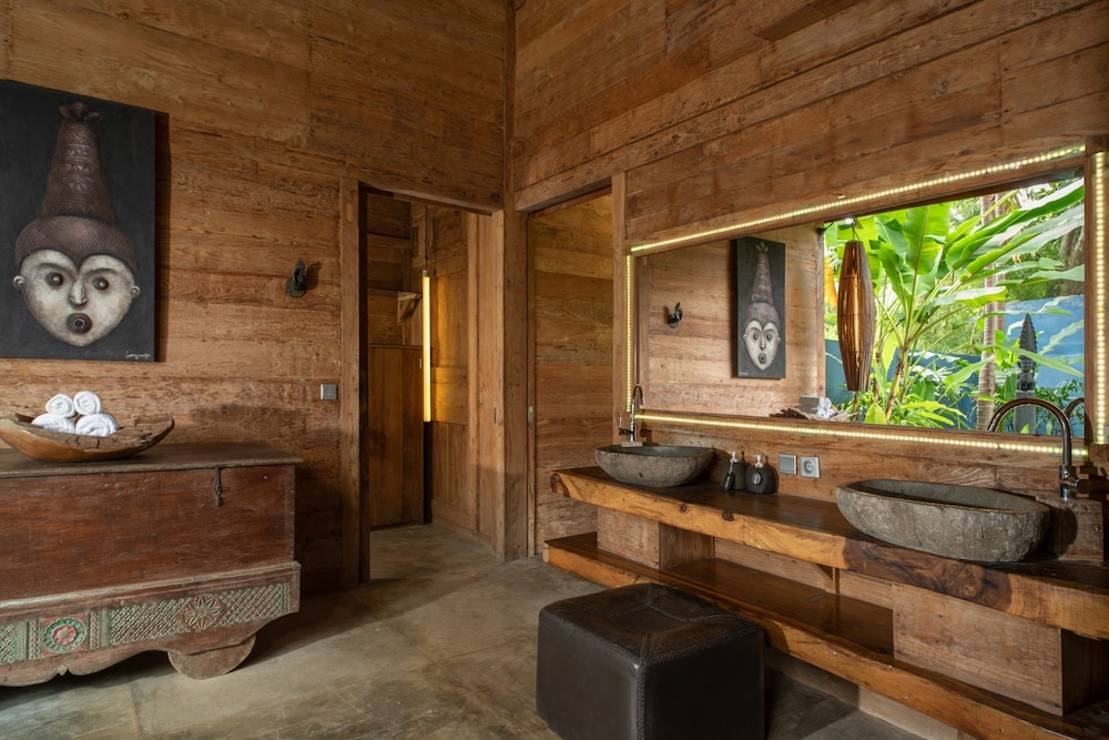 Exclusive Room
