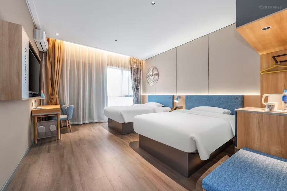 Superior Twin Room, Hill View