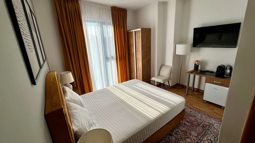 Deluxe Single Room