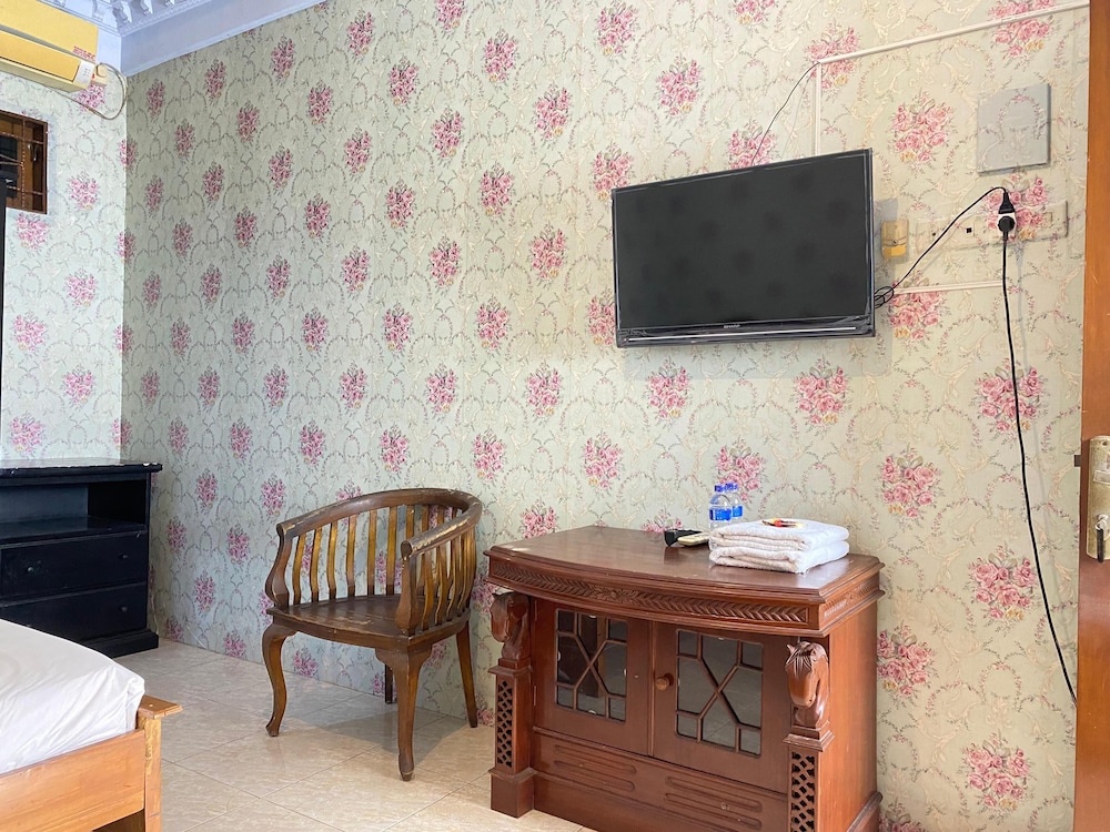Standard Twin Room photo 2