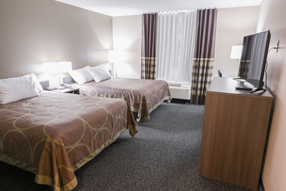 Room, 2 Queen Beds, Non Smoking - Photo 3