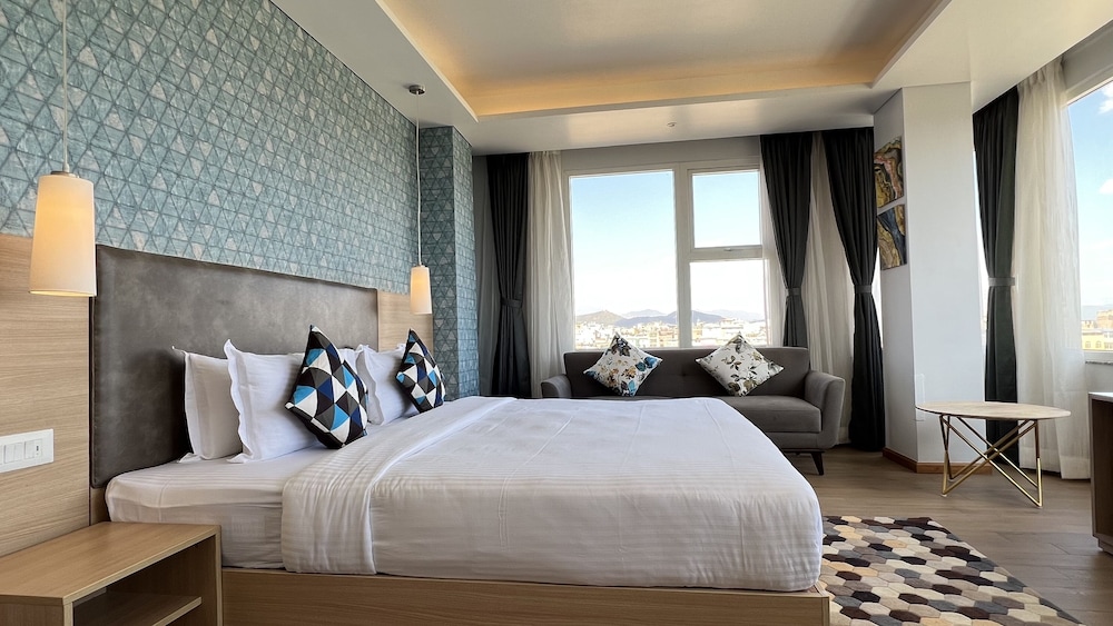 Executive Room - Photo 4