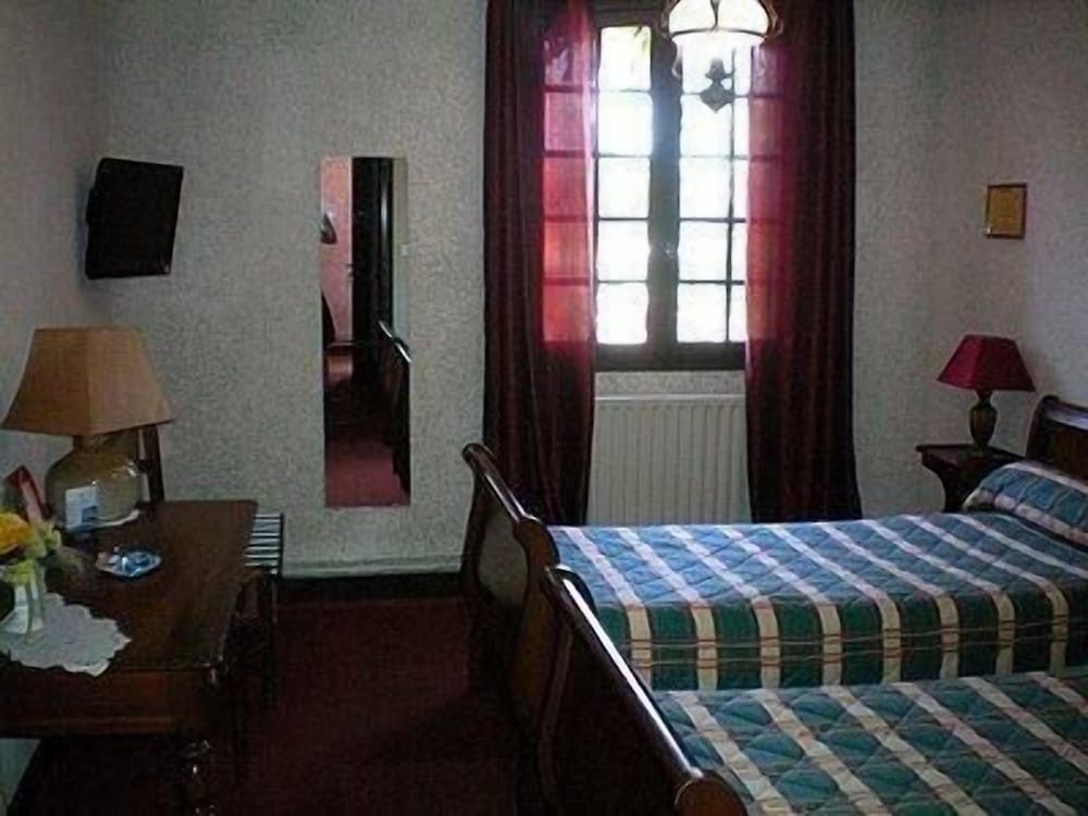 Standard Twin Room, Bathtub photo 3