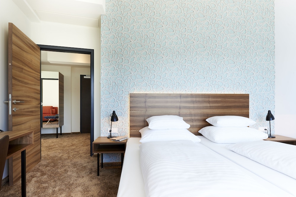 Available room