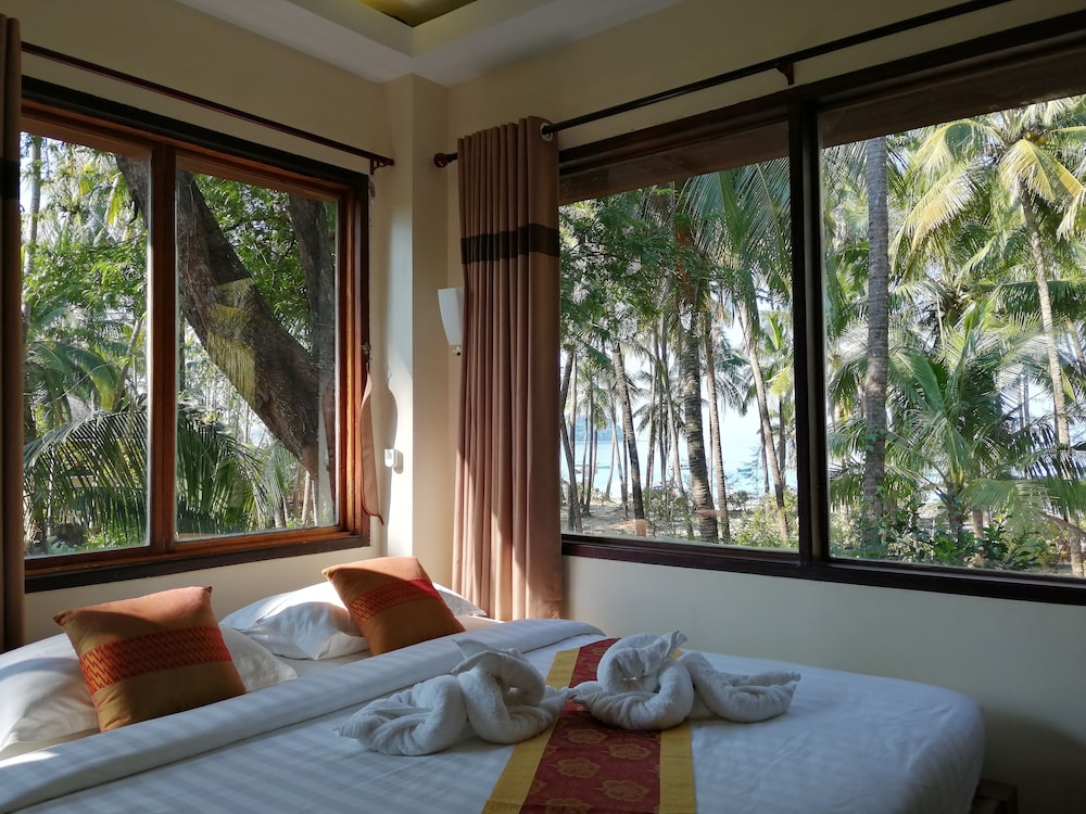 Family Room, 1 Bedroom, Partial Sea View photo 1