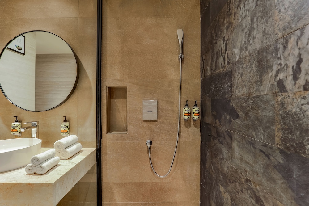 Premier Room - Photo 4