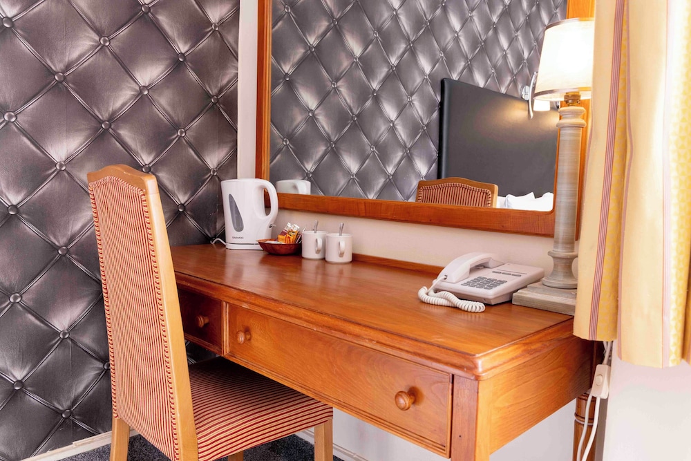 Double Room - Photo 10