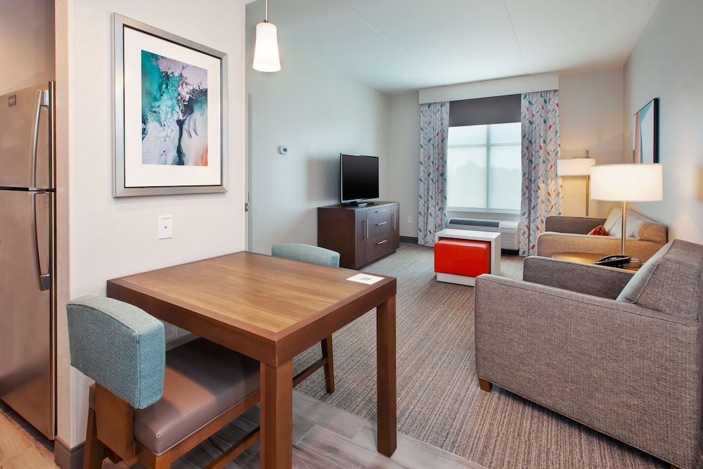 Suite, 2 Queen Beds, Accessible (Hearing) - Photo 2