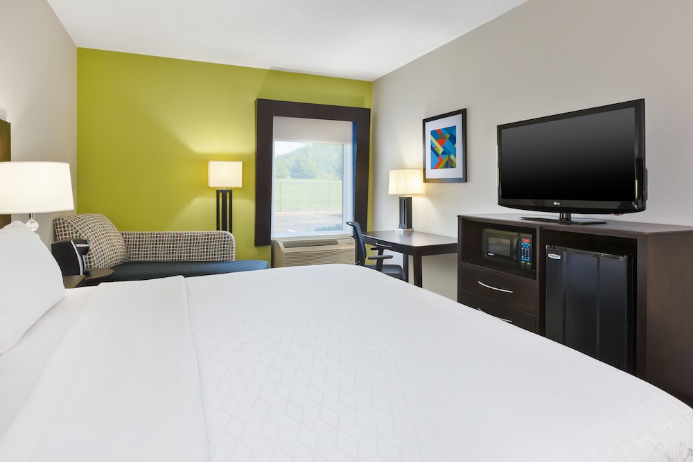 Standard Room, 1 King Bed, Accessible (Communication, Accessible Tub) - Photo 3