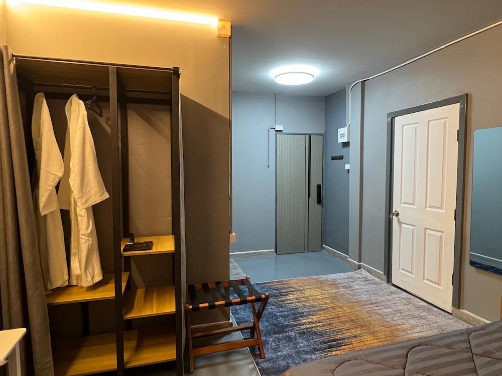 City Apartment photo 3