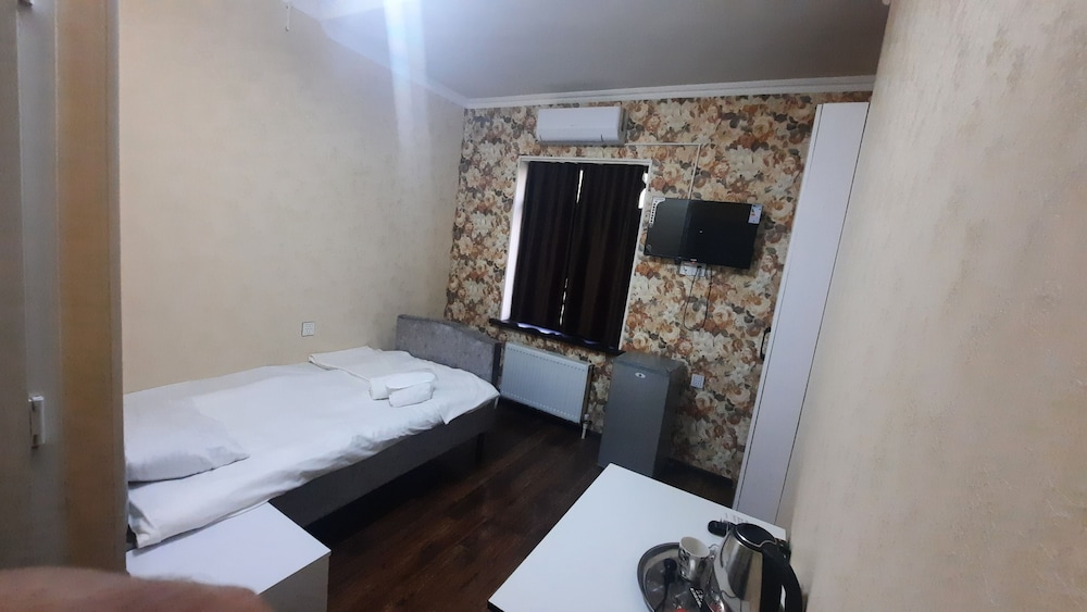 Standard Single Room, 1 Large Twin Bed, Air conditioning, City View
