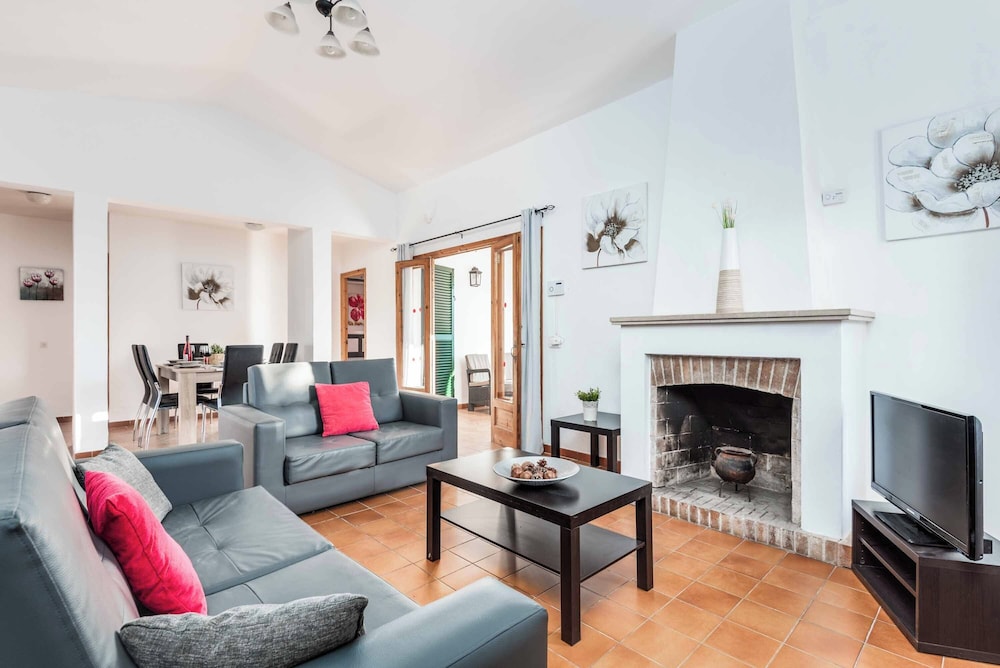 Villa (3 Bedrooms) photo 2