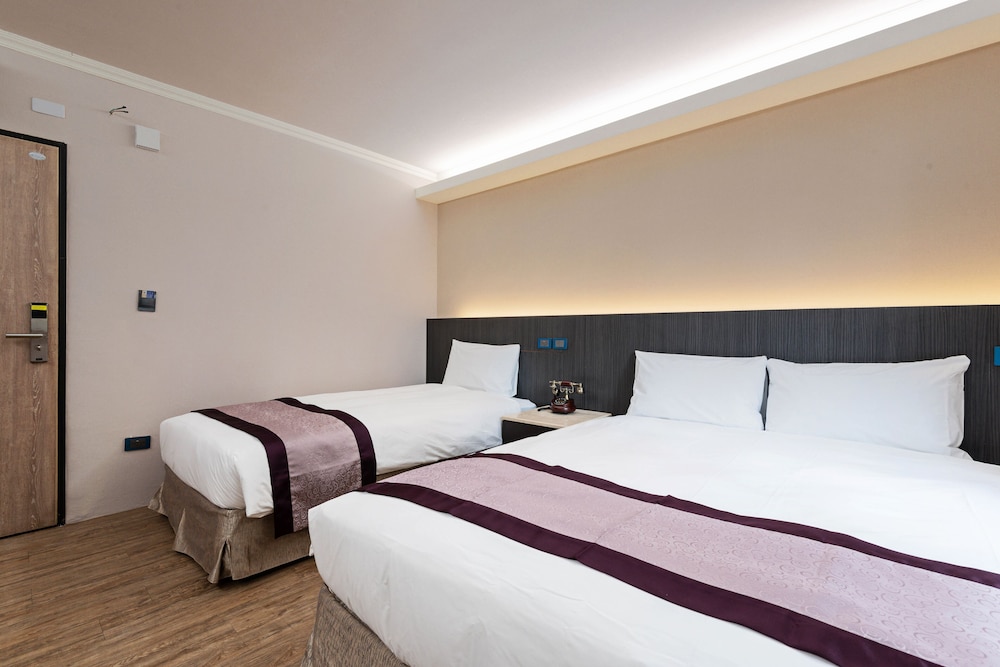 Superior Triple Room - Photo 4