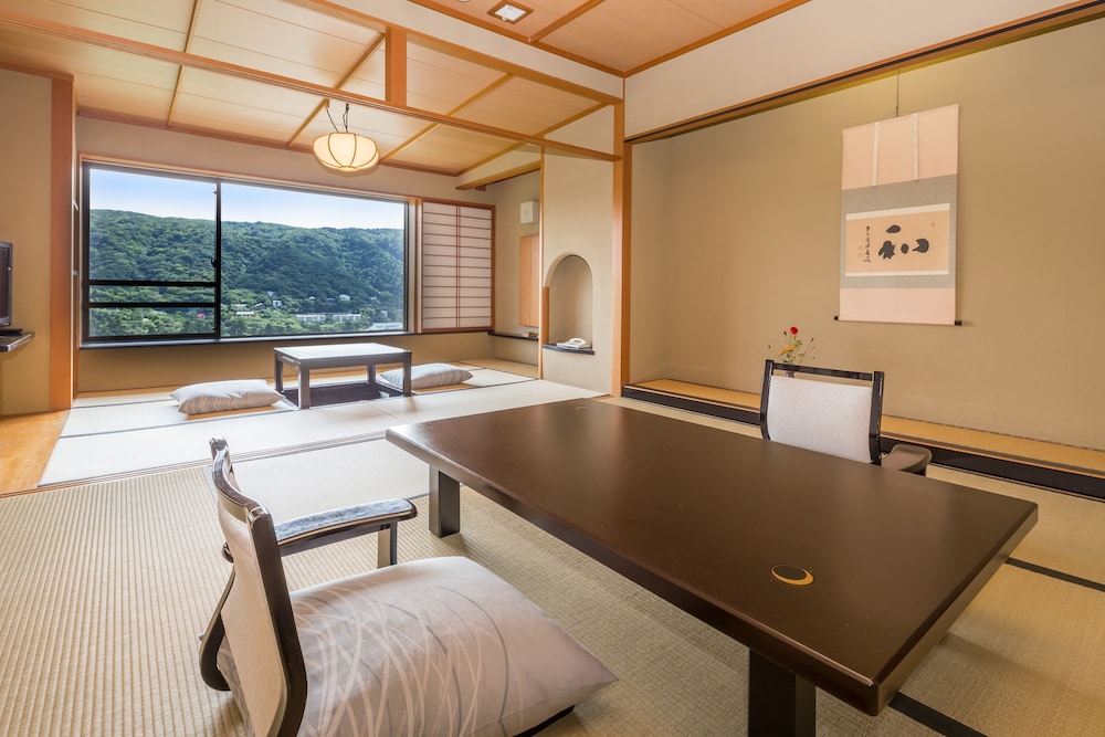 TYPE 2 Superior Japanese Room / Lake View / Smoking (proxy reservation unavailable)