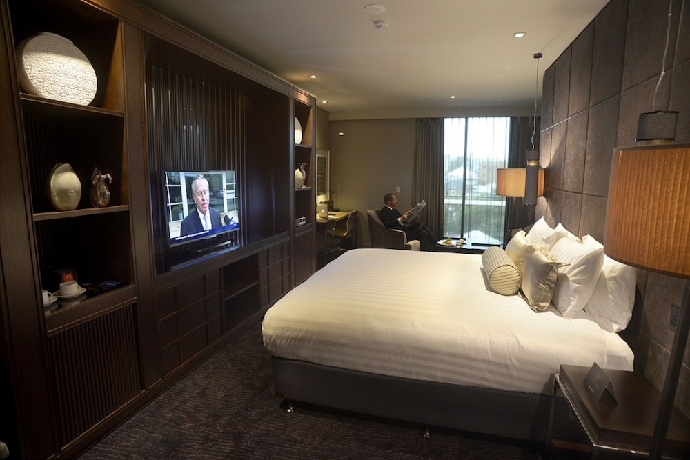 Executive Studio Suite