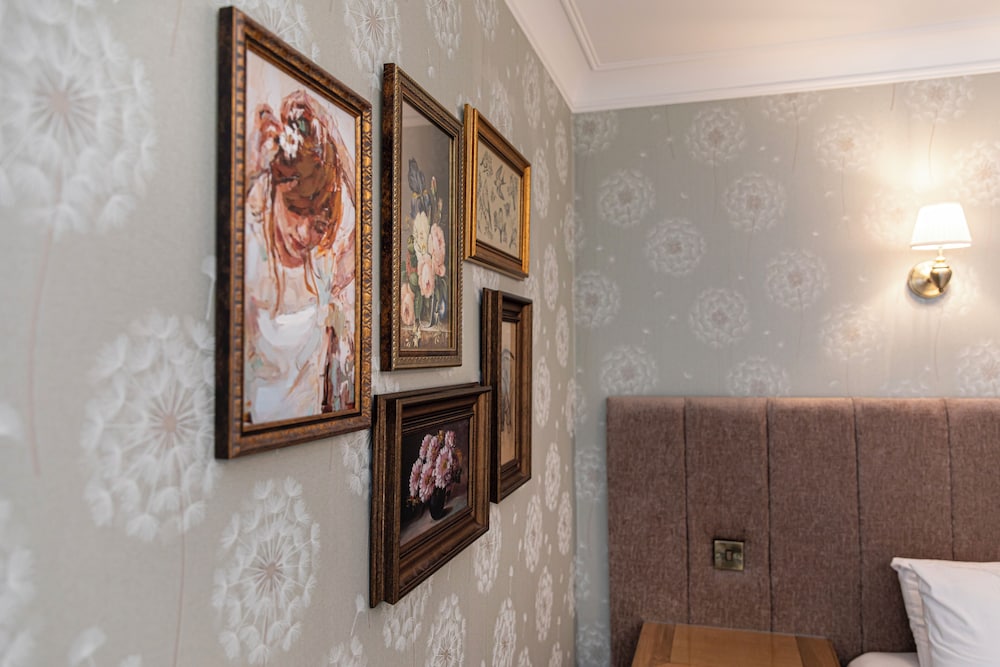Family Room (2 Adults + 1 Child) photo 3
