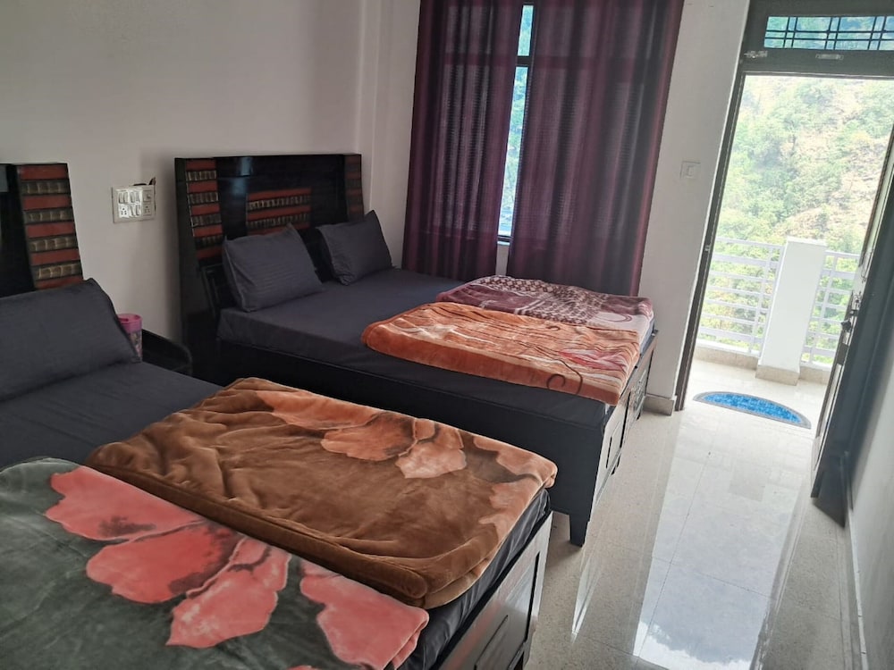 Deluxe Quadruple Room photo 1