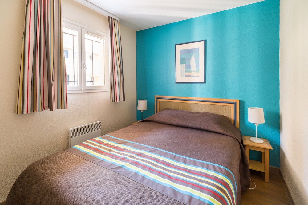 Apartment 6 people - 1 bedroom + 1 sleeping alcove - Air-conditioned - Terrace or balcony - Photo 2