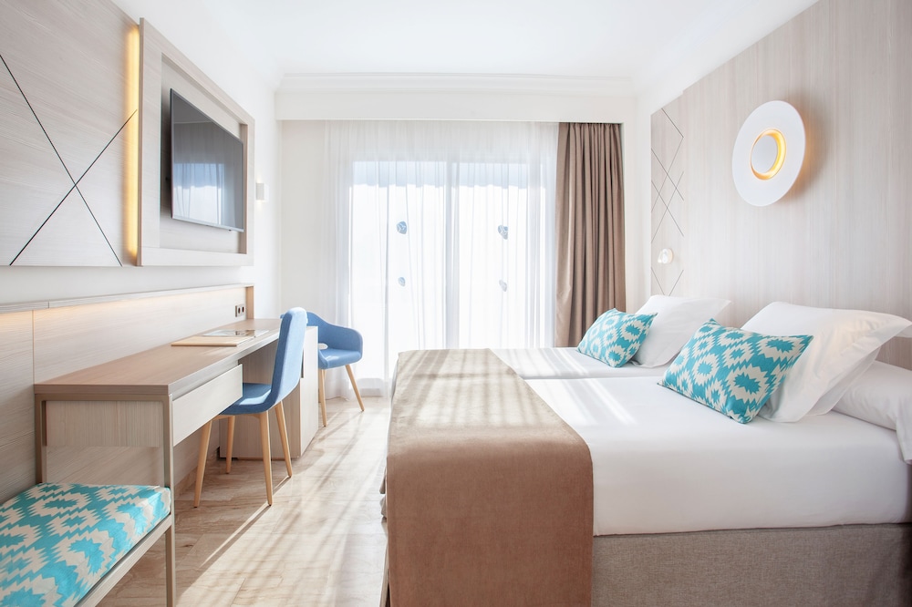 Double Room, Balcony