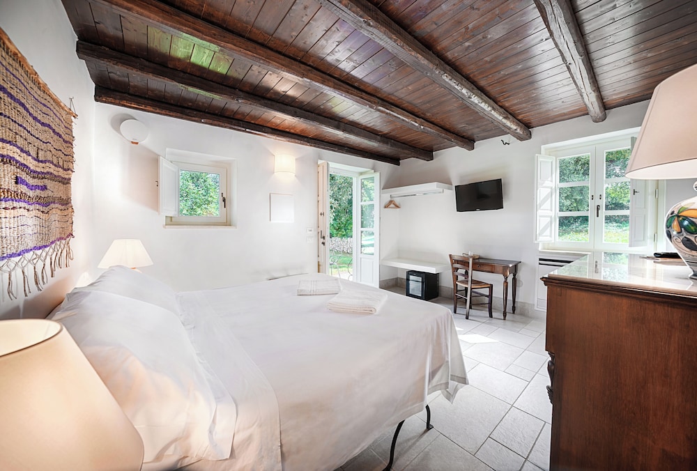 Deluxe Double Room - Photo 1