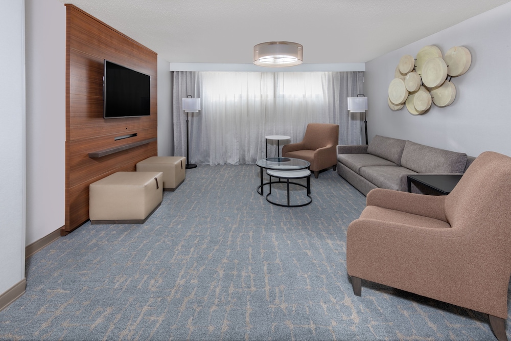 Suite, 1 Bedroom, Corner photo 2