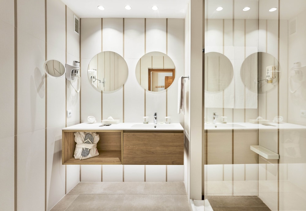Double Room Single Use, Balcony Double Room Single Use, Balcony
