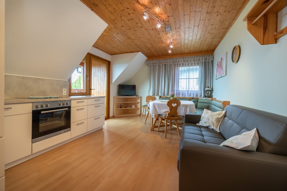 Apartment, 2 Bedrooms, Balcony (Karawanken) photo 1
